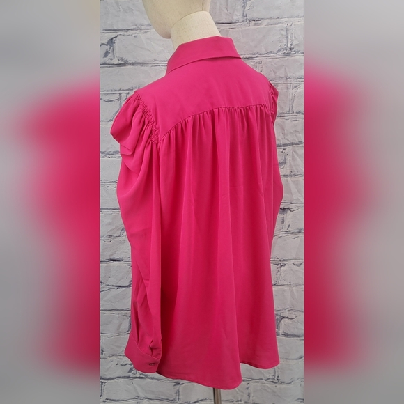 Via Bovio Women's Top Blouse Pink Ruffled Shoulders made in Italy XL - Picture 7 of 16